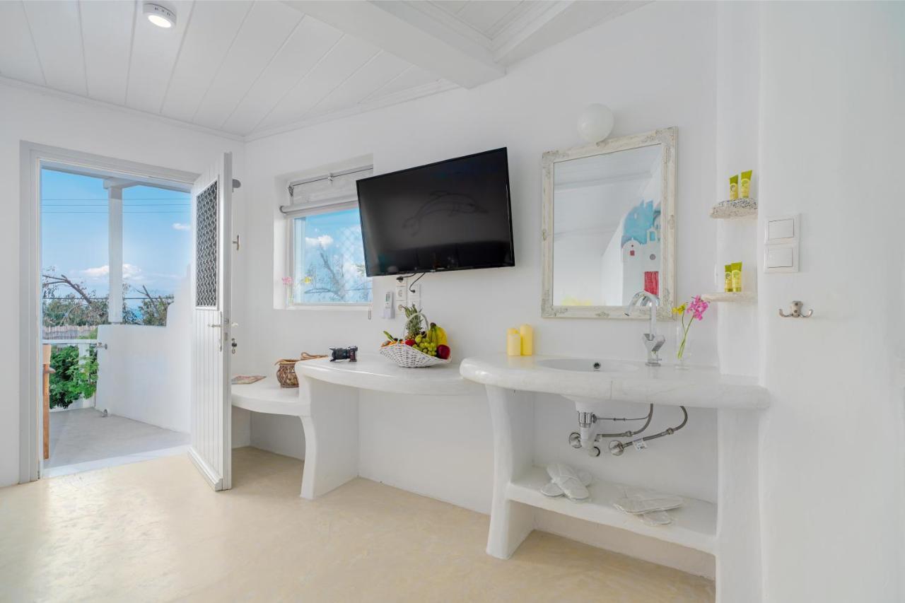 Bella View Mykonos Town Suites Екстериор снимка